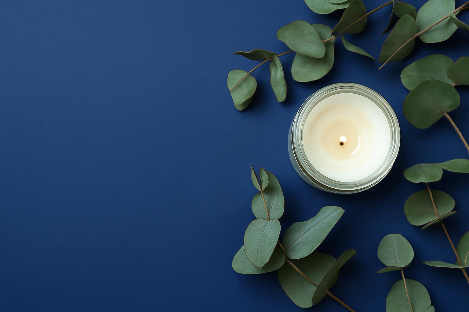 Holly Oak Antiques and Gifts | Hand Poured Soy Candles & More